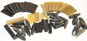 Horn toggles, plaques